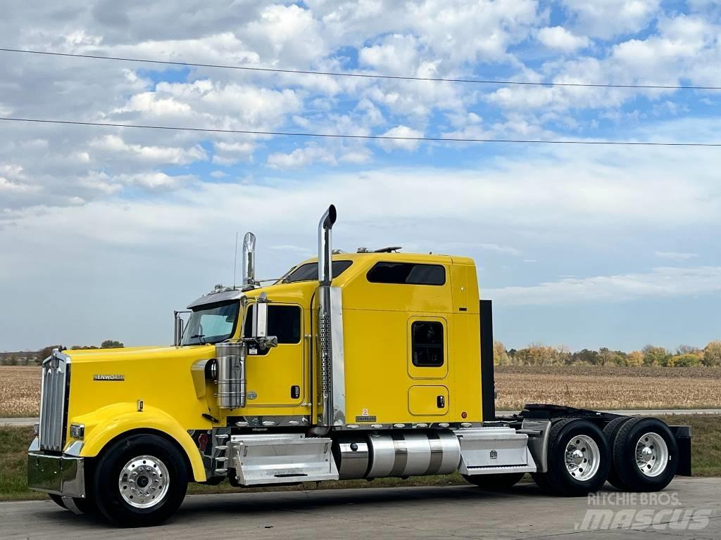 Kenworth W 900 Nyergesvontatók
