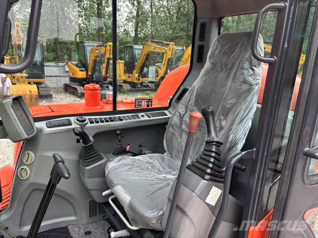 Doosan DX 60-9 C Mini kotrók < 7t