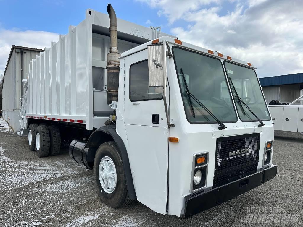 Mack LE613 Hulladék szállítók