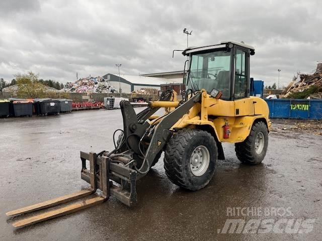 Volvo L30B-Z/S Gumikerekes homlokrakodók