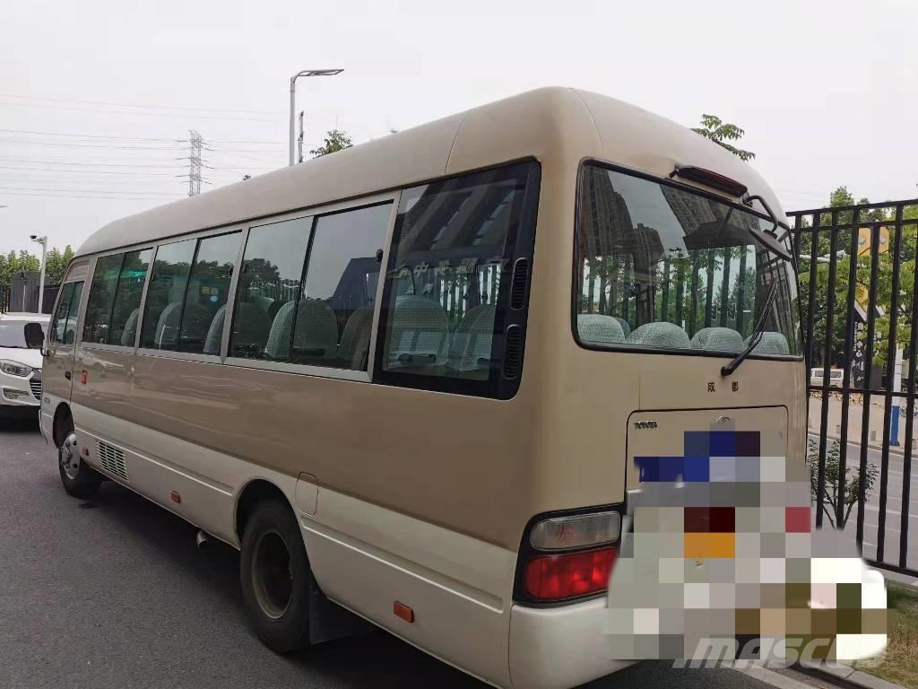 Toyota Coaster Bus Mini buszok