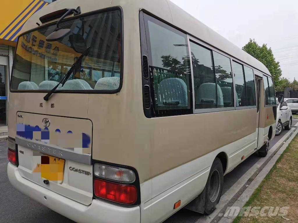 Toyota Coaster Bus Mini buszok