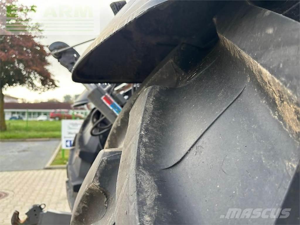 Valtra q265 Traktorok