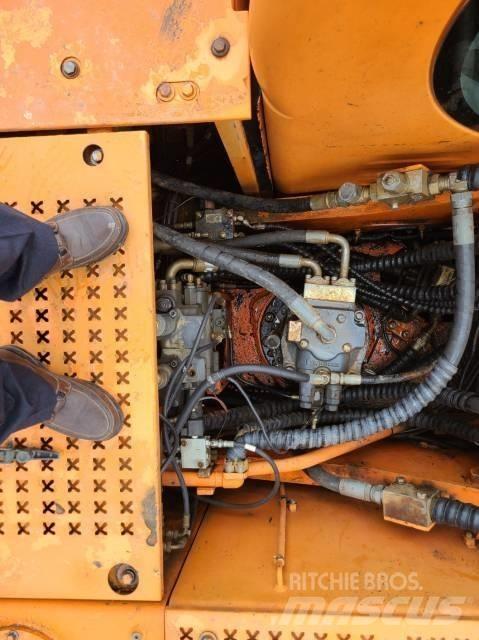 Doosan DX 210 W Gumikerekes kotrók