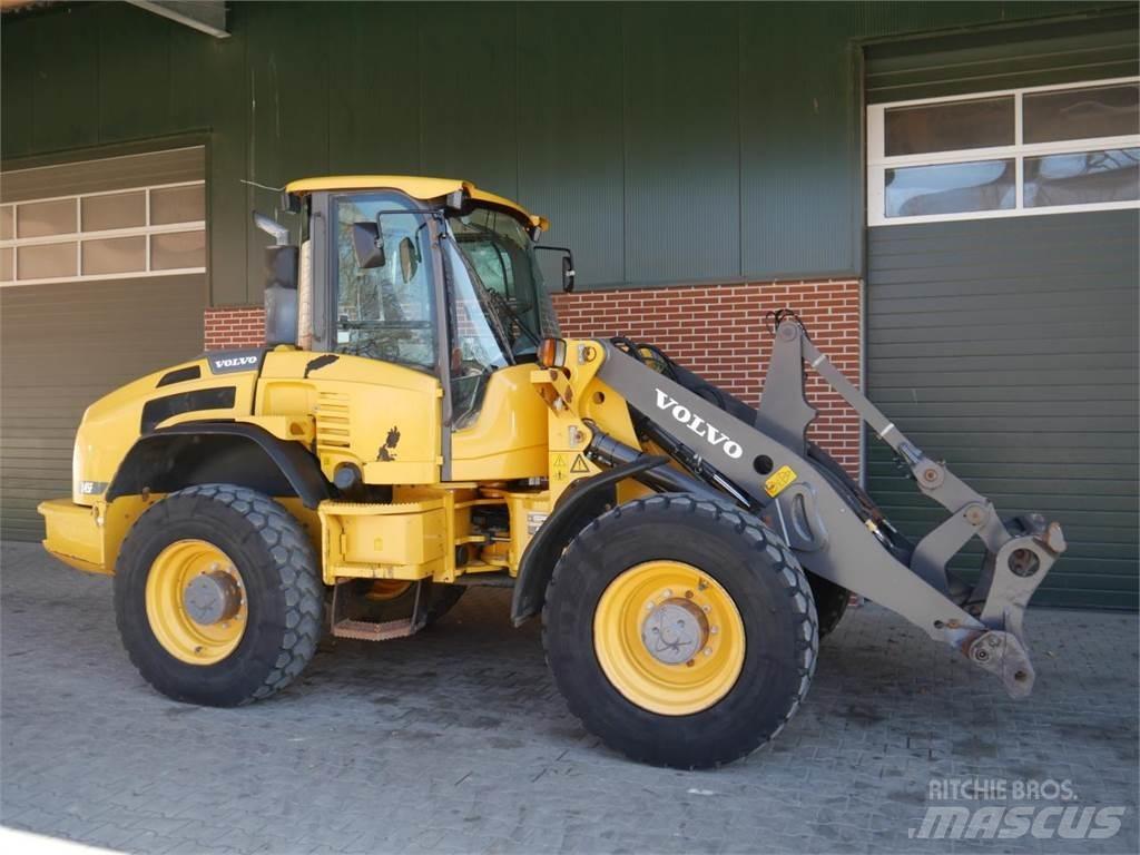 Volvo L45f Gumikerekes homlokrakodók