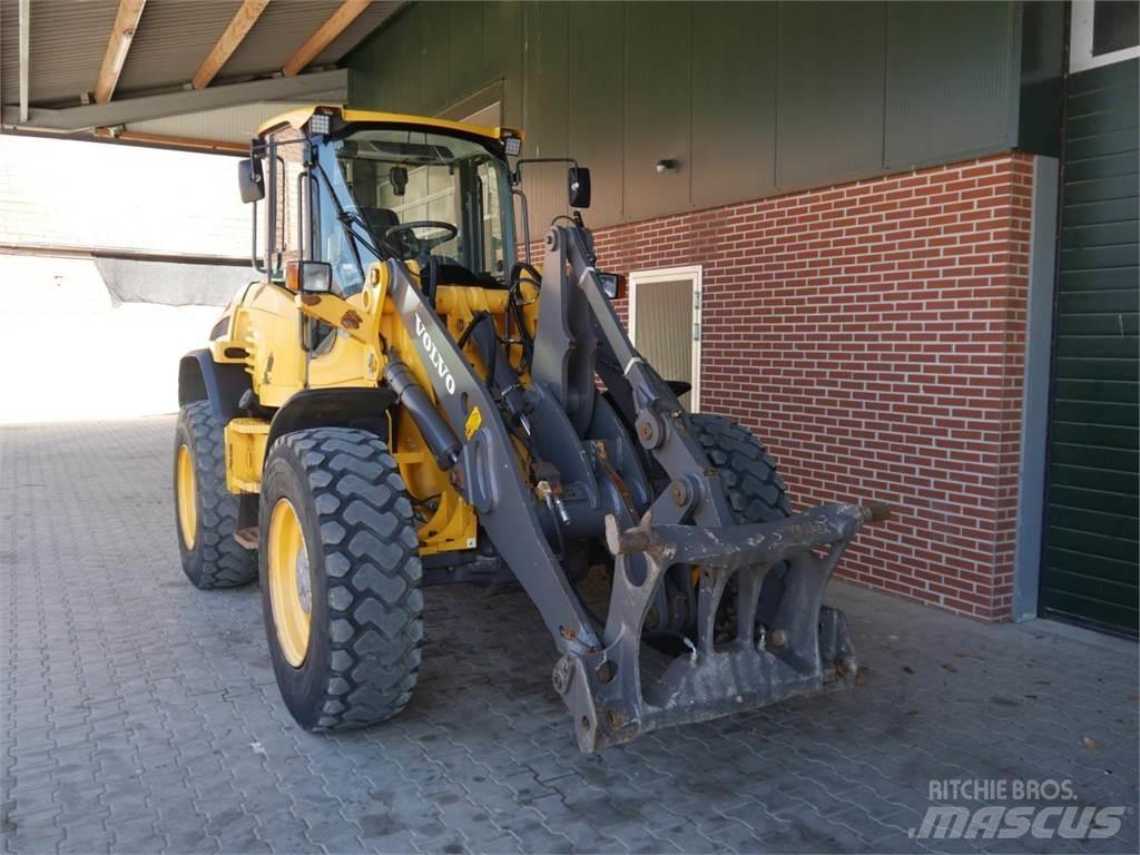 Volvo L45f Gumikerekes homlokrakodók