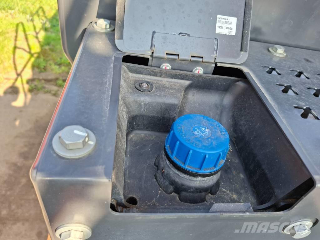 Doosan DX160W-7 Gumikerekes kotrók