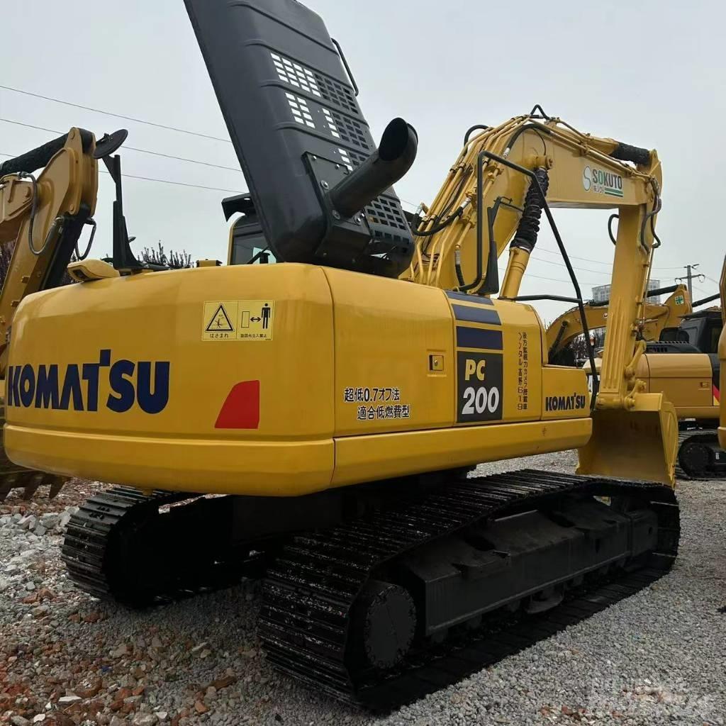 Komatsu 200-8 Lánctalpas kotrók