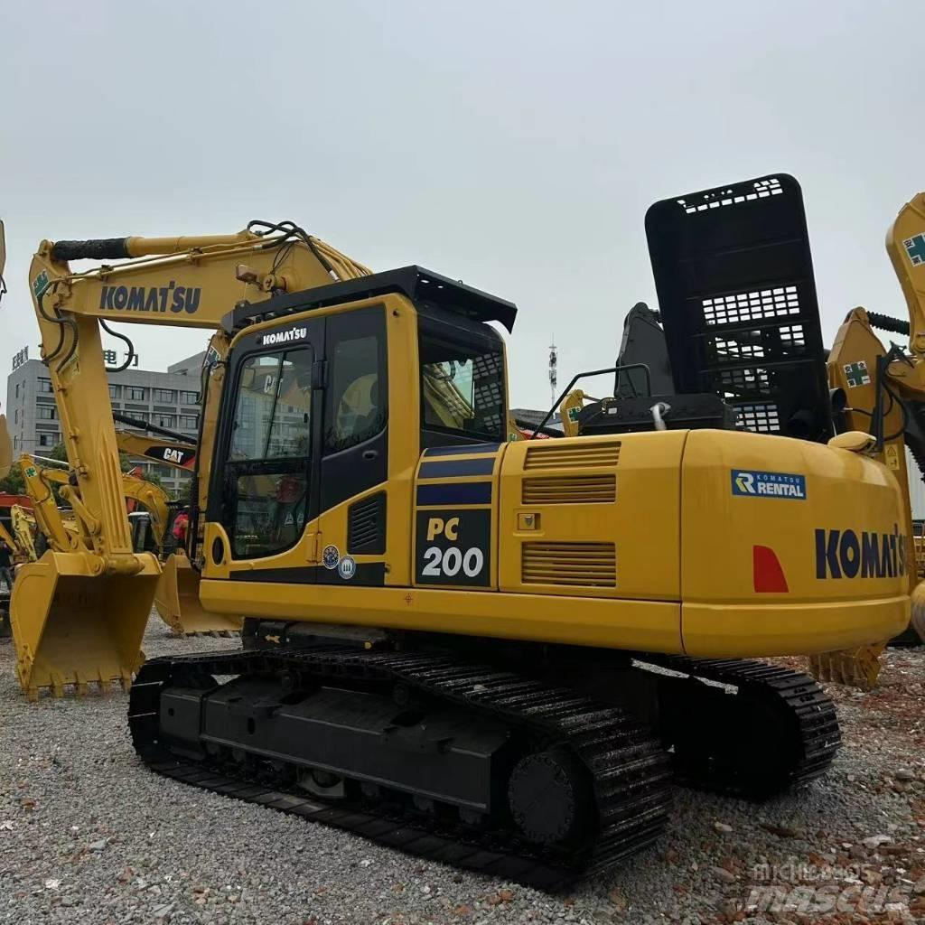 Komatsu 200-8 Lánctalpas kotrók