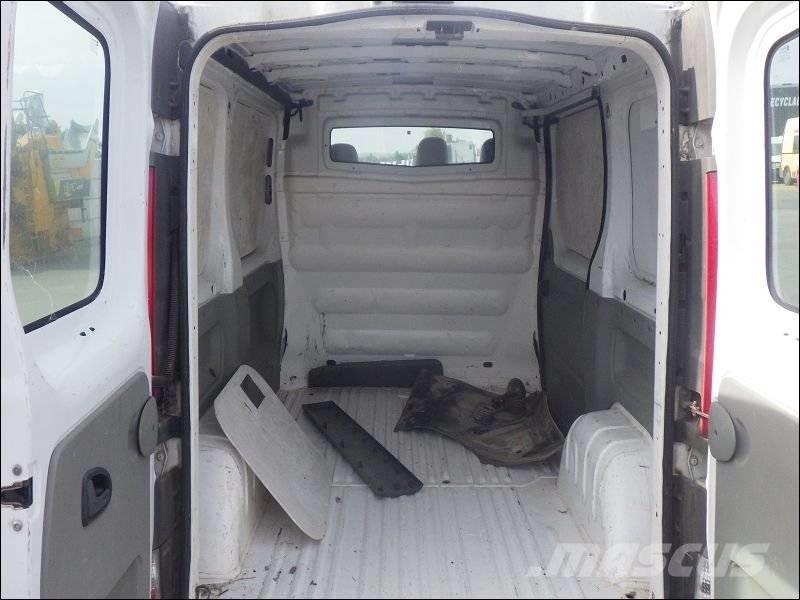 Renault Trafic 2 Dobozos