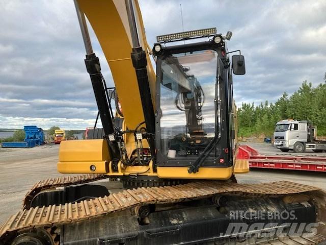 CAT 330 Lánctalpas kotrók
