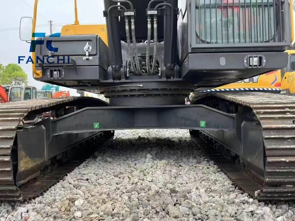 Volvo EC 240 Lánctalpas kotrók