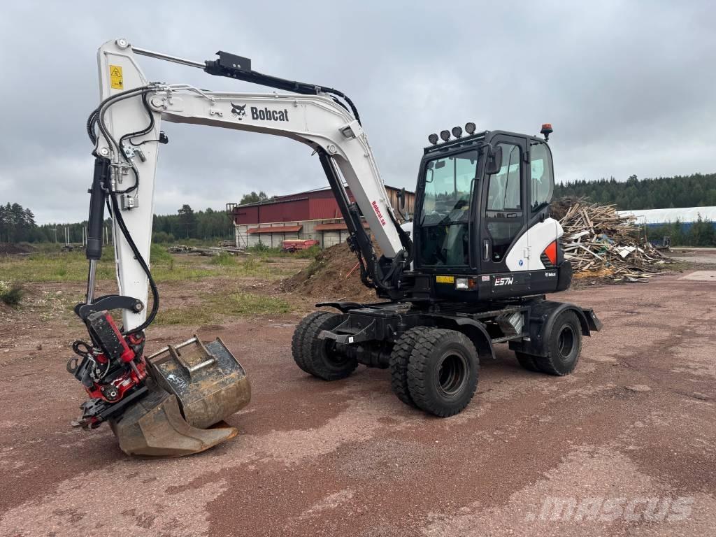 Bobcat E 57 W Gumikerekes kotrók