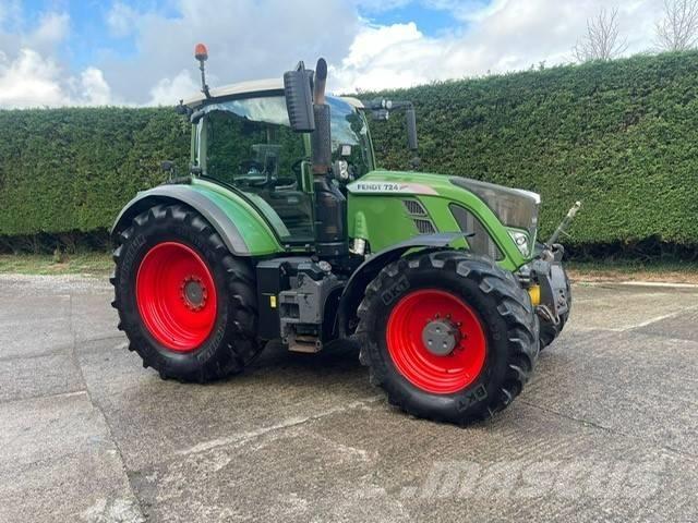 Fendt 724 Profi Plus Traktorok