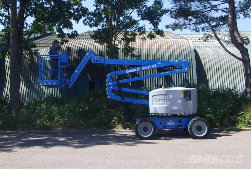 Genie Z45/25JRT Karos emelők