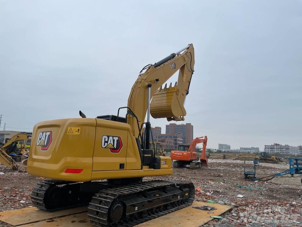CAT 323GC Lánctalpas kotrók
