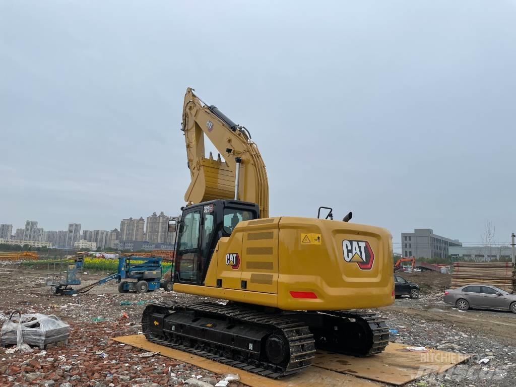 CAT 323GC Lánctalpas kotrók