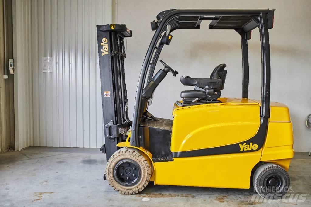 Yale ERP35VL Elektromos targoncák