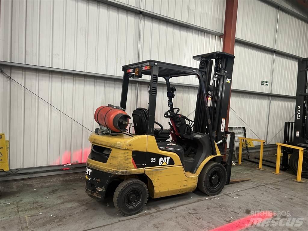 CAT GP25NT Gázüzemű targoncák