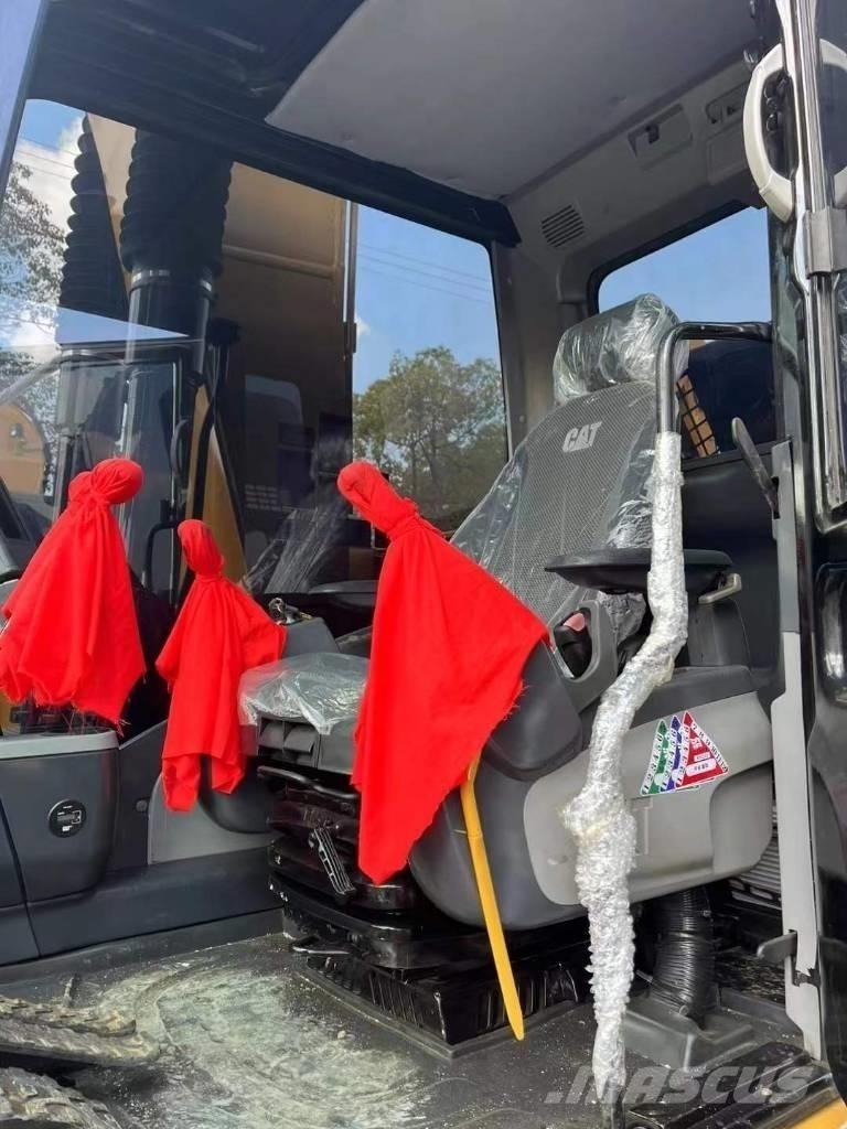 CAT 313 Lánctalpas kotrók