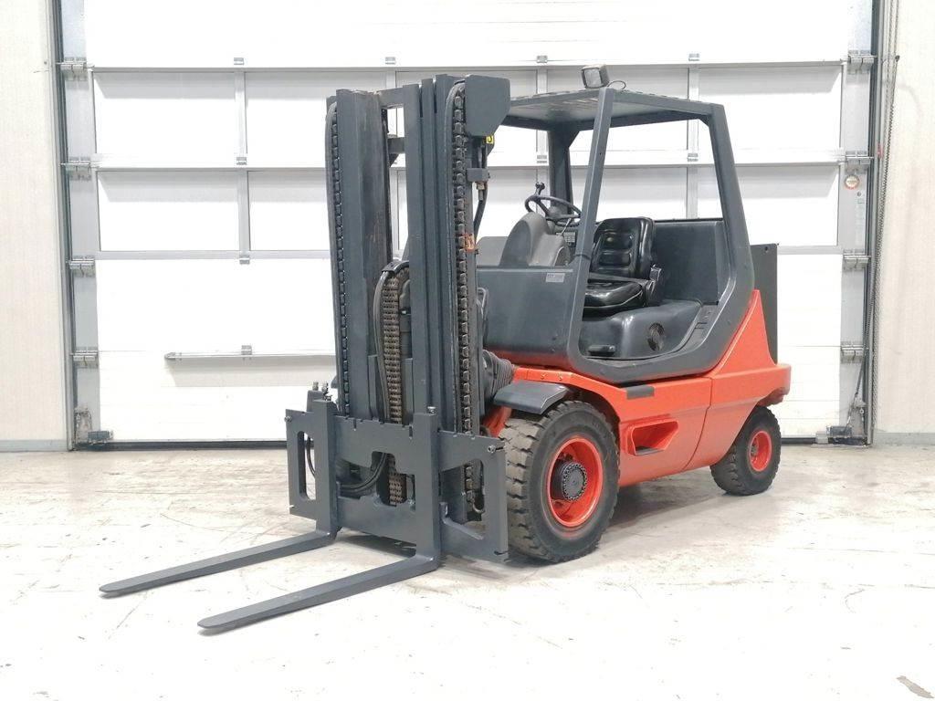 Linde E35P Elektromos targoncák