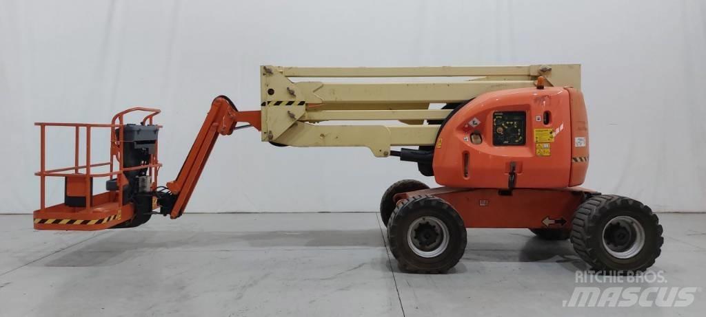 JLG 450 AJ Karos emelők