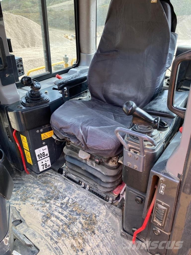 Komatsu DX65PXi-18 lánctalpas dózerek