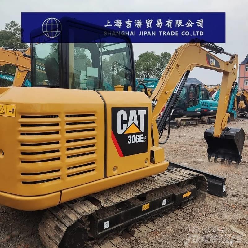 CAT 306 Mini kotrók < 7t