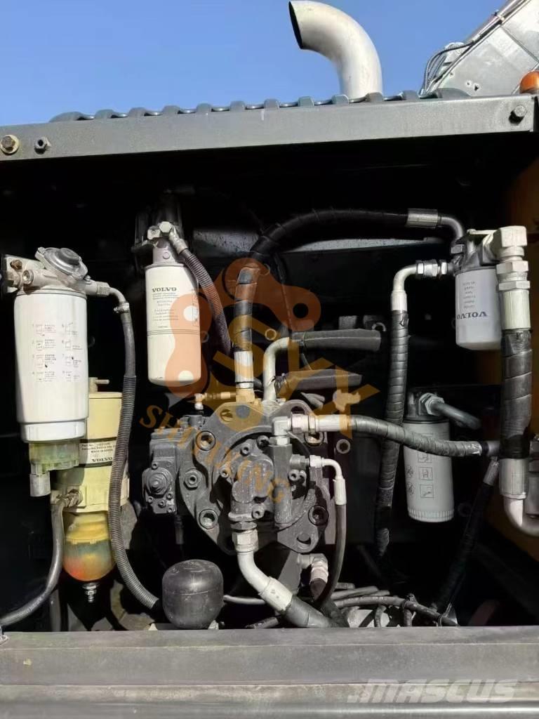 Volvo EC 240 D Lánctalpas kotrók