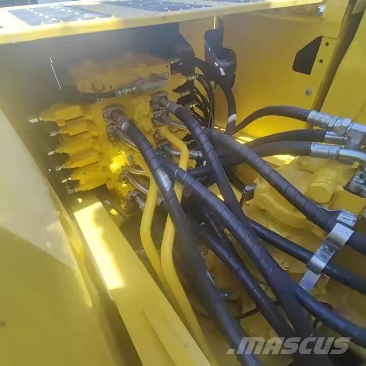 Komatsu PC 270 Lánctalpas kotrók