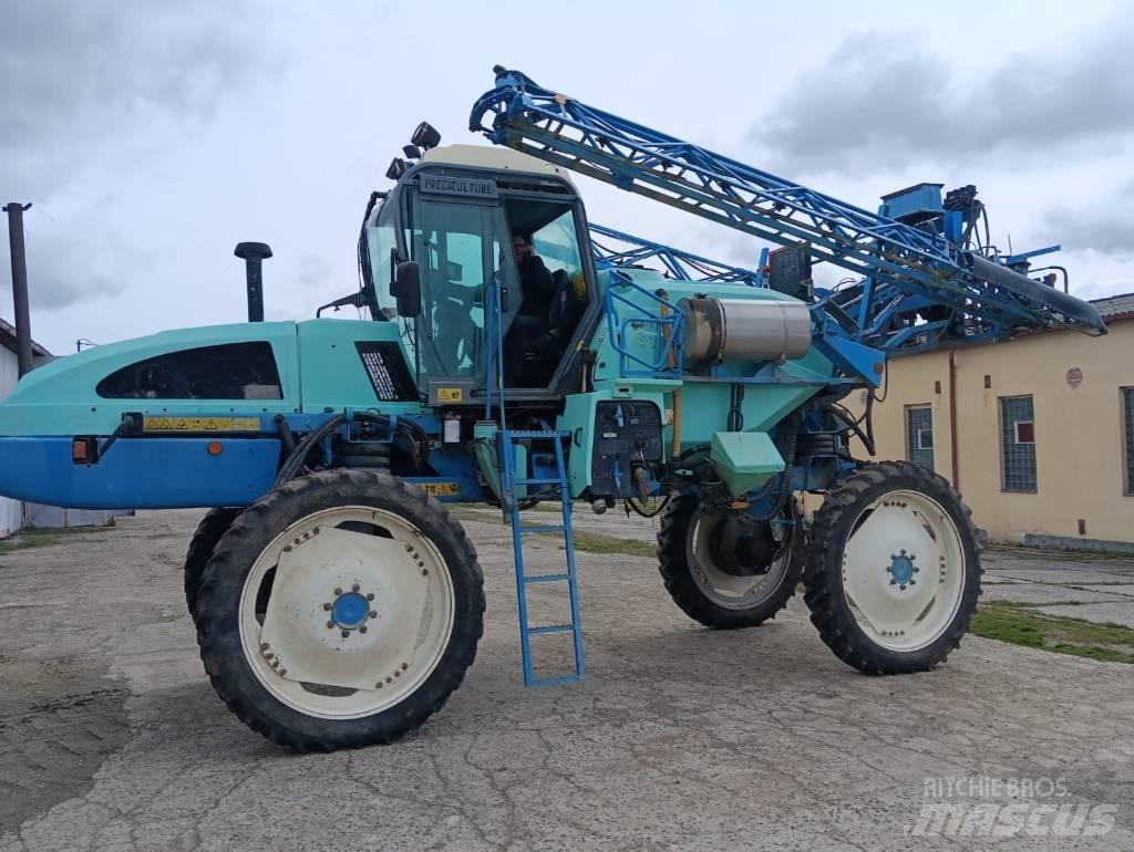 Berthoud UTL 4000 Önjáró trágyaszórók