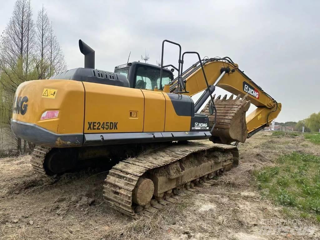 XCMG XE 245 DK Lánctalpas kotrók
