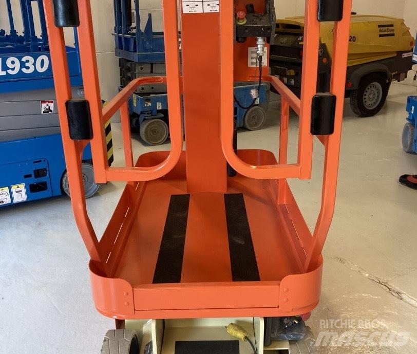 JLG 1230 ES Személyemelők