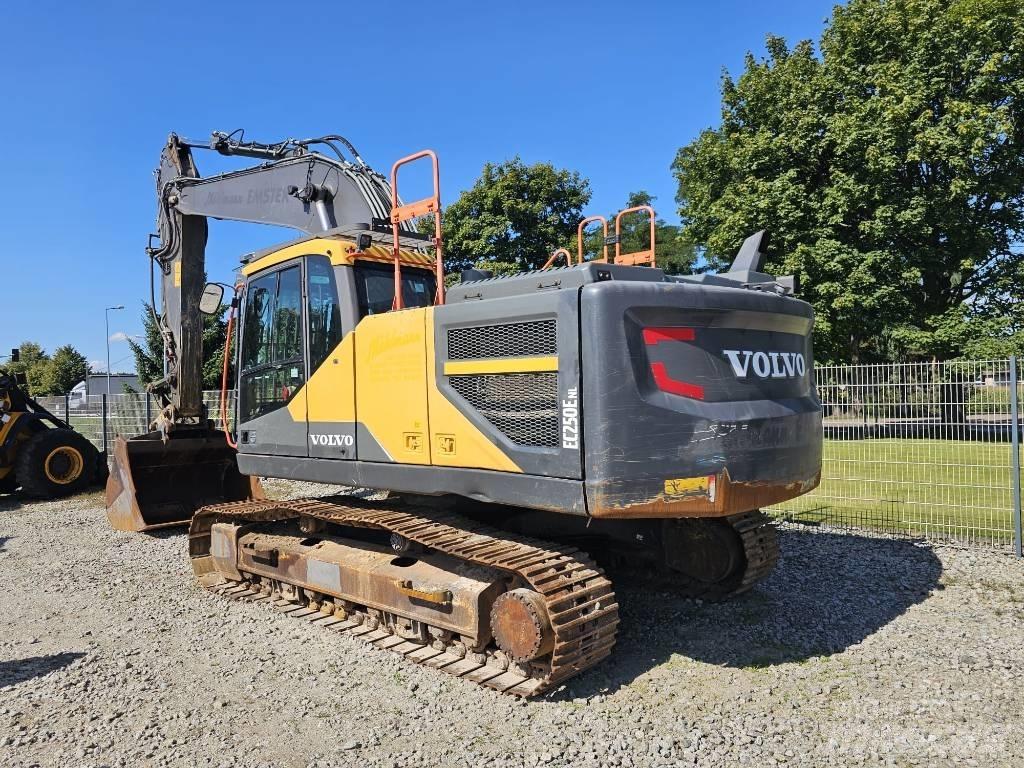 Volvo EC 250 E Lánctalpas kotrók