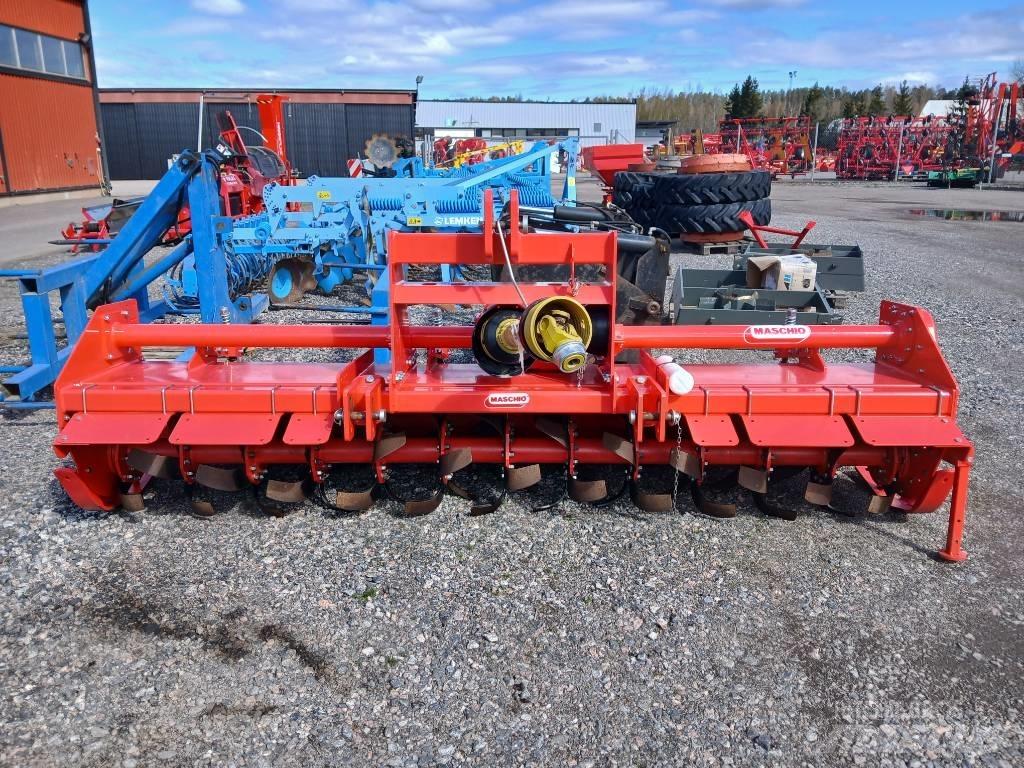 Maschio C 300 Kardánhajtású ekék és Forgó-boronák