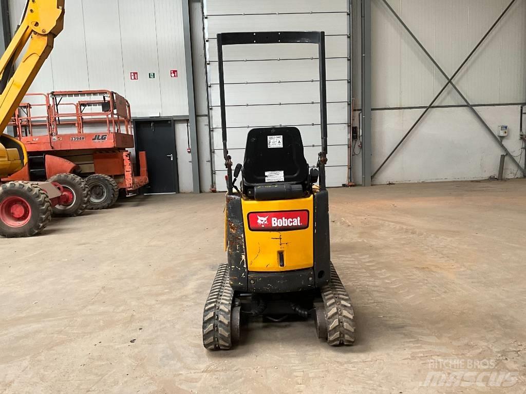 Bobcat E 08 Mini kotrók < 7t