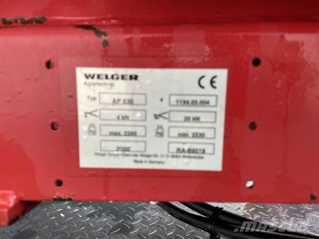 Welger AP 830 Szögletes bálázók