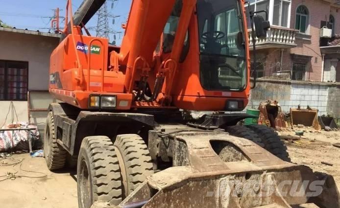 Doosan DH210W-7 Gumikerekes kotrók
