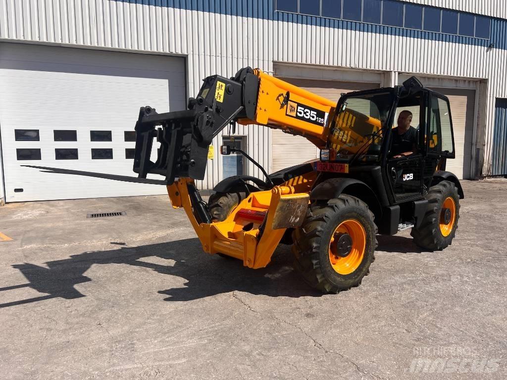 JCB 535-125 Teleszkópos rakodók