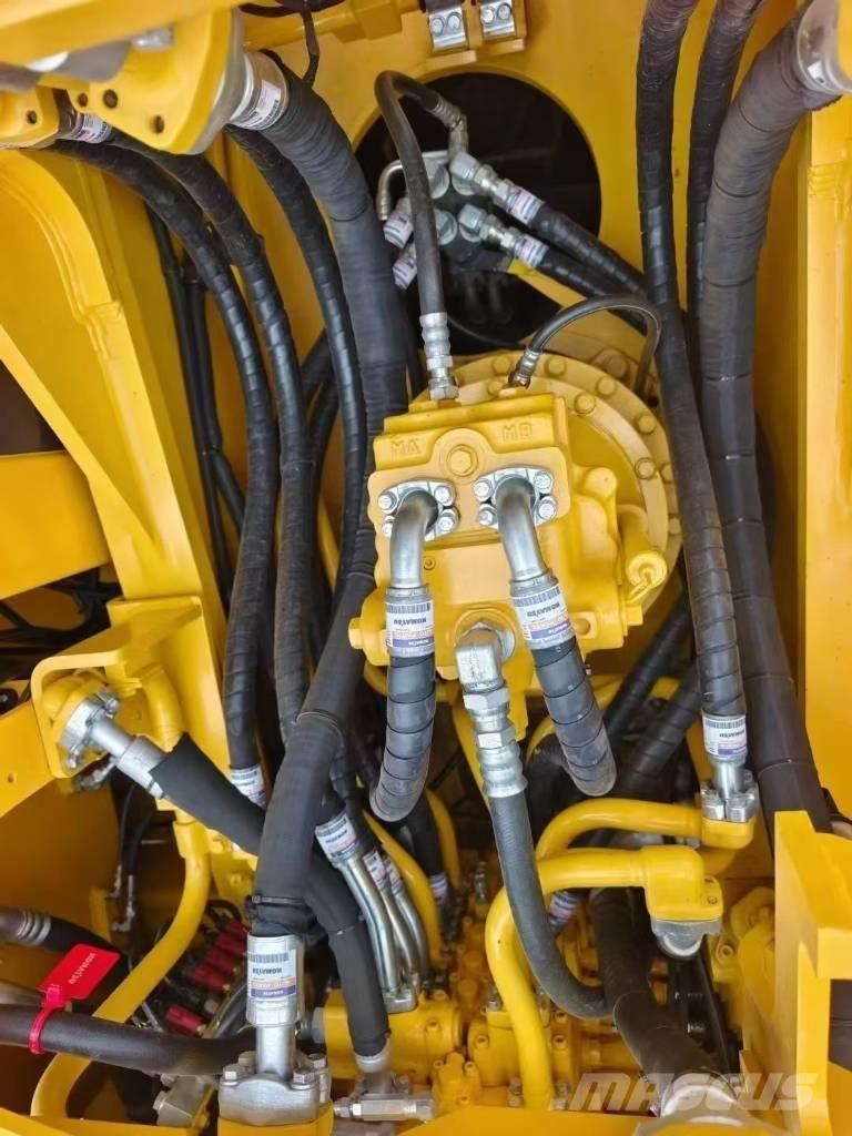 Komatsu 350-8 Lánctalpas kotrók