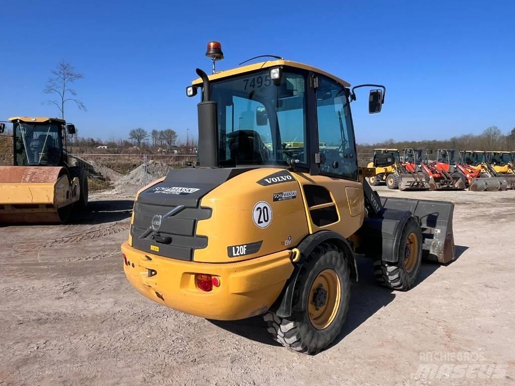 Volvo L 20 F Gumikerekes homlokrakodók