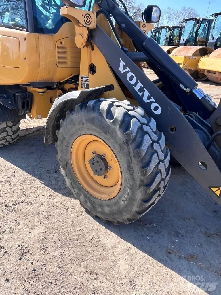 Volvo L 20 F Gumikerekes homlokrakodók