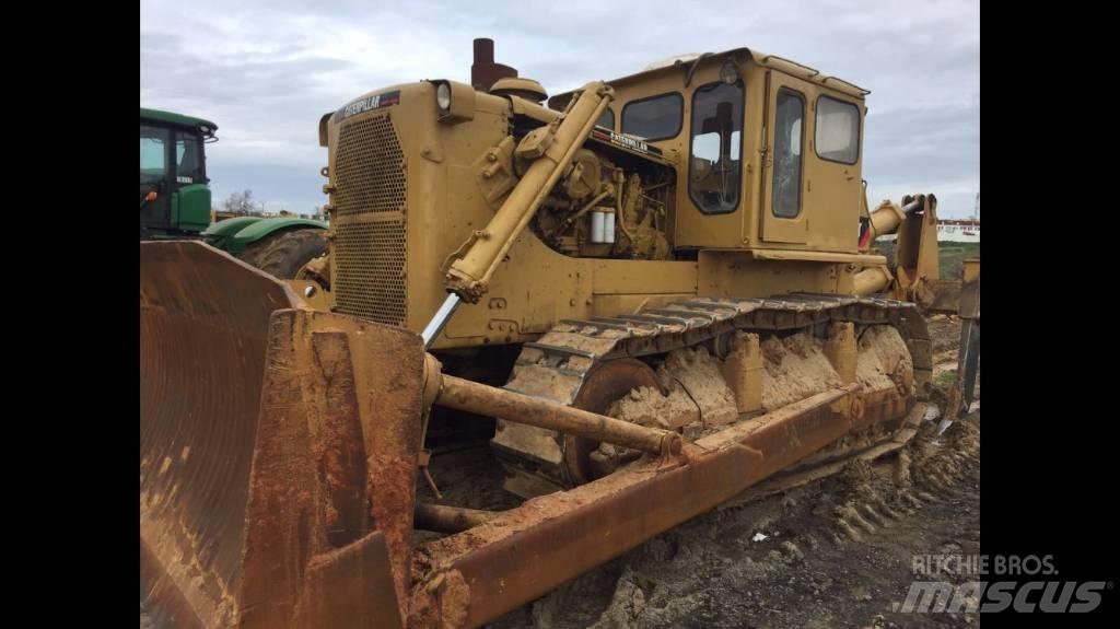 CAT D 9 G lánctalpas dózerek
