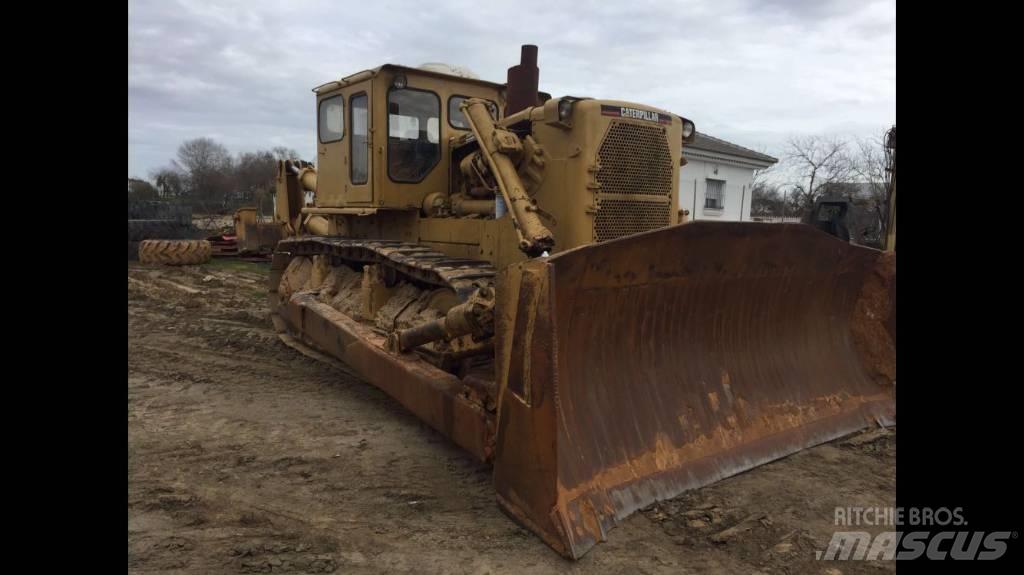 CAT D 9 G lánctalpas dózerek