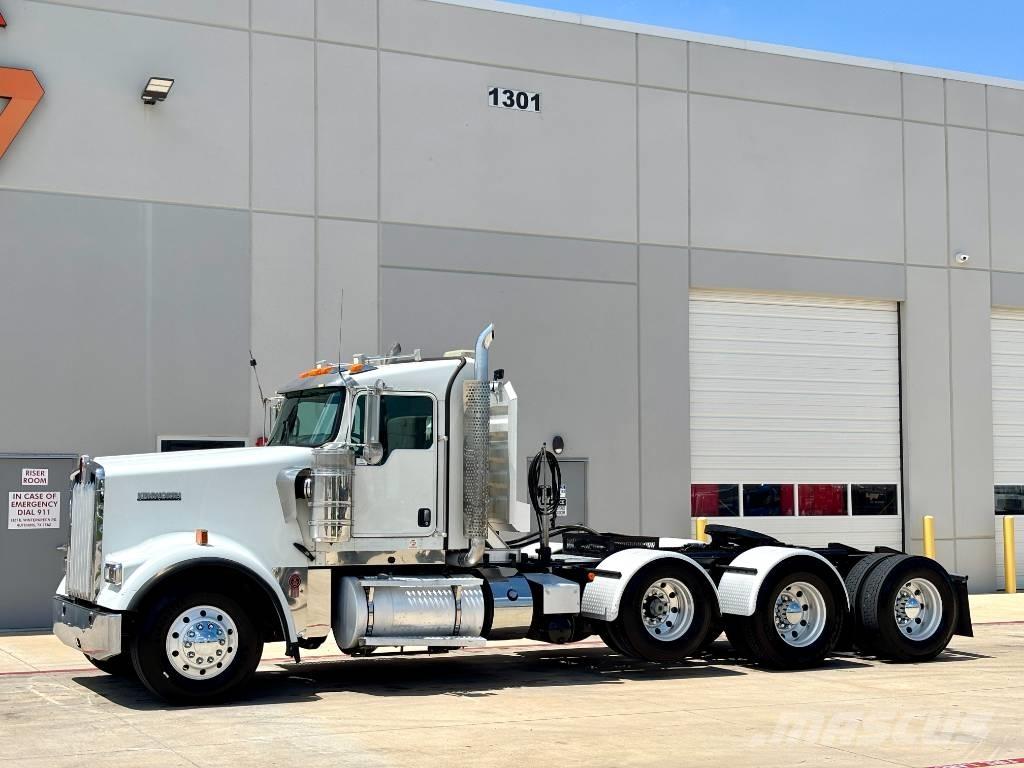 Kenworth W 900 Nyergesvontatók