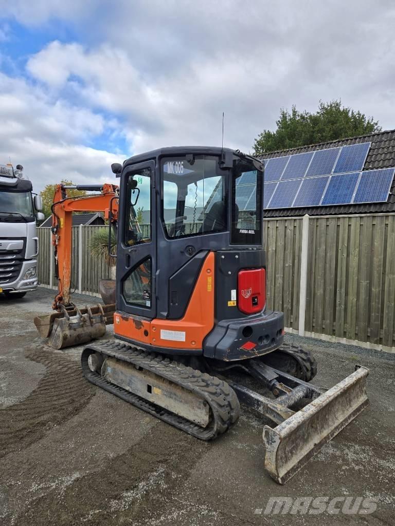 Hitachi ZX 38 U-5 A Mini kotrók < 7t