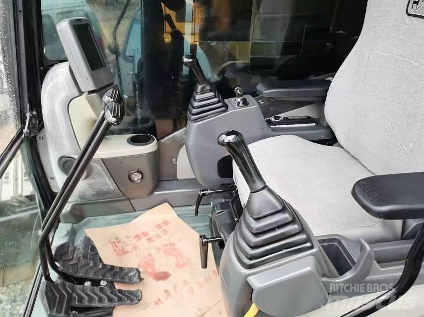 CAT 329D Közepes (midi) kotrók 7 t - 12 t