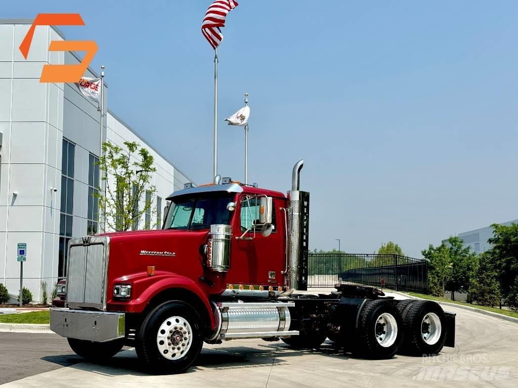 Western Star 4900 SF Nyergesvontatók