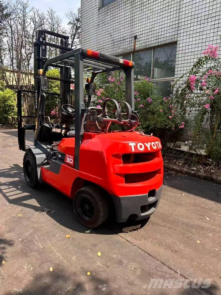 Toyota FD 30 Dízel targoncák