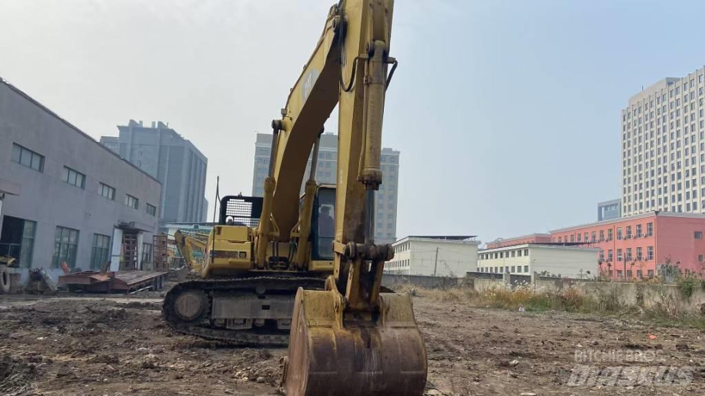 CAT 330 B Lánctalpas kotrók